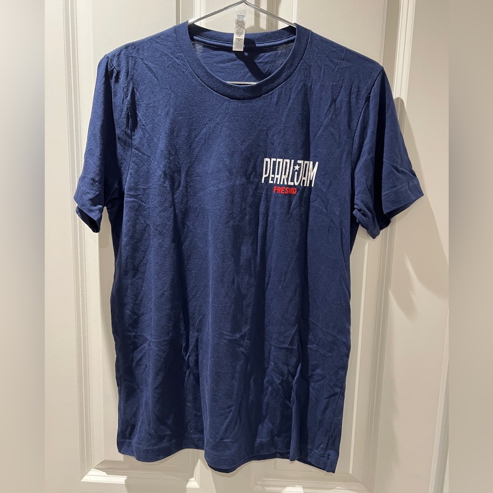 Pearl Jam Fresno TShirt M NEW